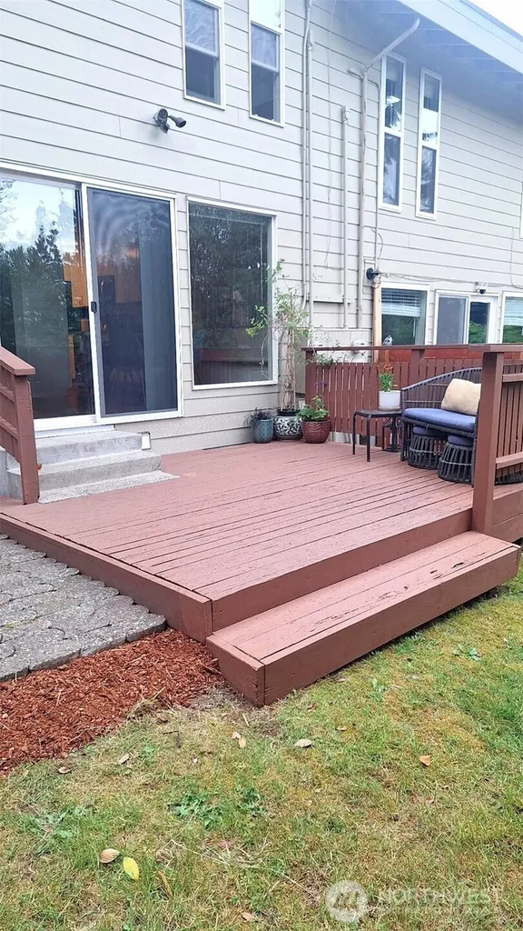 220 SW 200th Street Normandy Park WA 98166