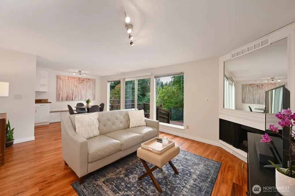 220 SW 200th Street Normandy Park WA 98166