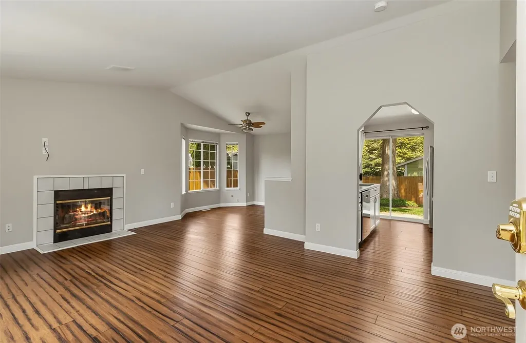 10705 27th Street NE Lake Stevens WA 98258