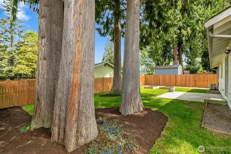 10705 27th Street NE Lake Stevens WA 98258