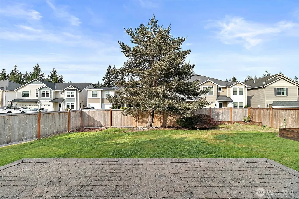 24216 237th Way SE Maple Valley WA 98038