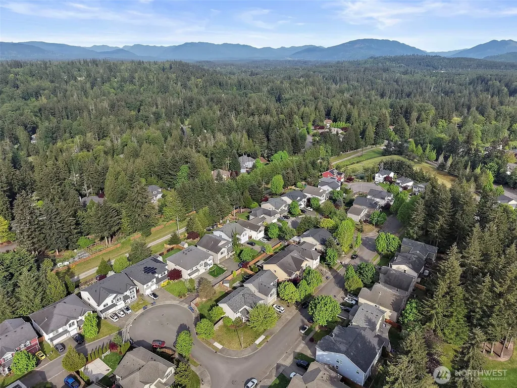 24216 237th Way SE Maple Valley WA 98038
