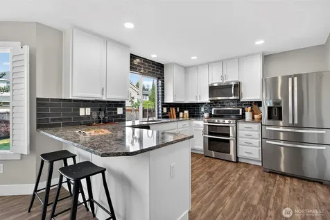 24216 237th Way SE Maple Valley WA 98038