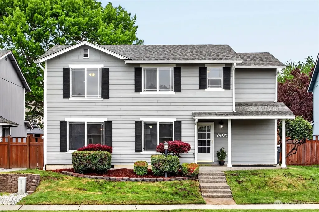 7409 Village Drive Sumner WA 98390