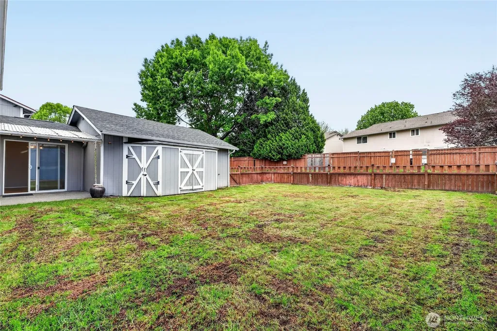 7409 Village Drive Sumner WA 98390