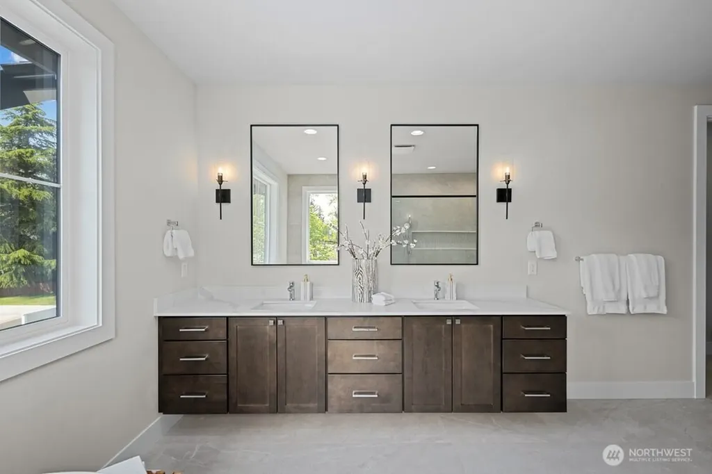 12112 94th Place NE Kirkland WA 98034