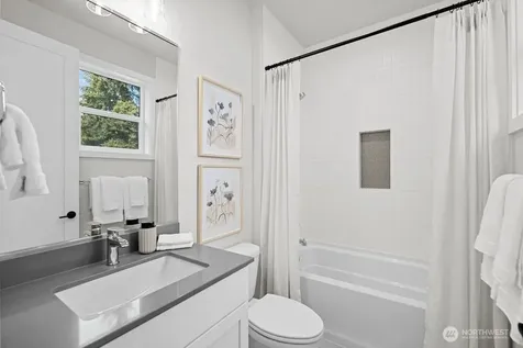 12112 94th Place NE Kirkland WA 98034