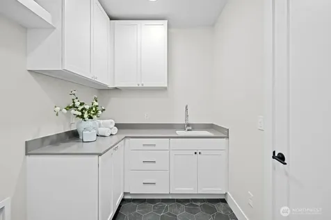12112 94th Place NE Kirkland WA 98034