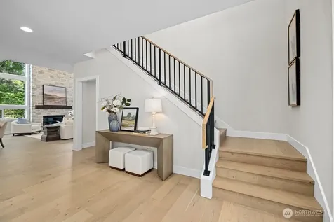12112 94th Place NE Kirkland WA 98034