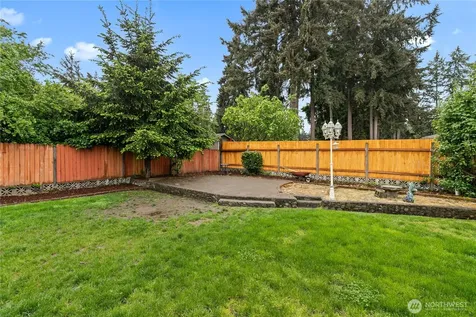 15902 Woodland Avenue E Puyallup WA 98375