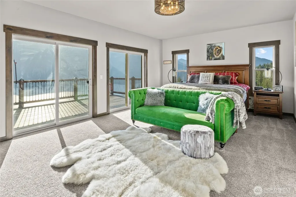 1481 Morgan Creek Road Ronald WA 98940