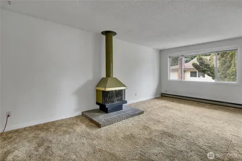 412 213th Place SW Bothell WA 98021
