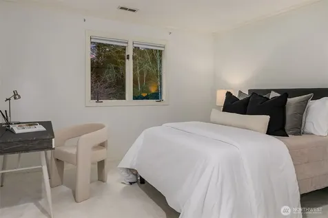 2857 134th Avenue NE Bellevue WA 98005
