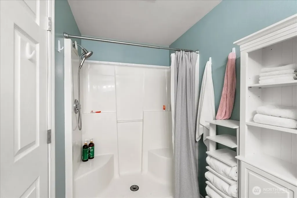 8178 Sandy Road NE Bremerton WA 98311
