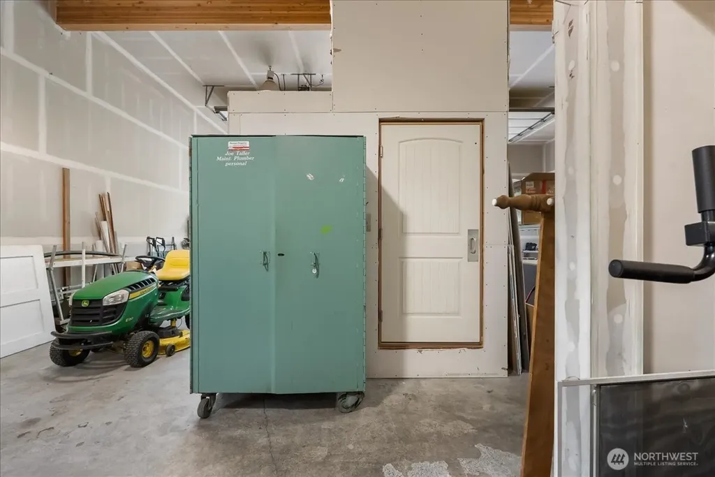 8178 Sandy Road NE Bremerton WA 98311