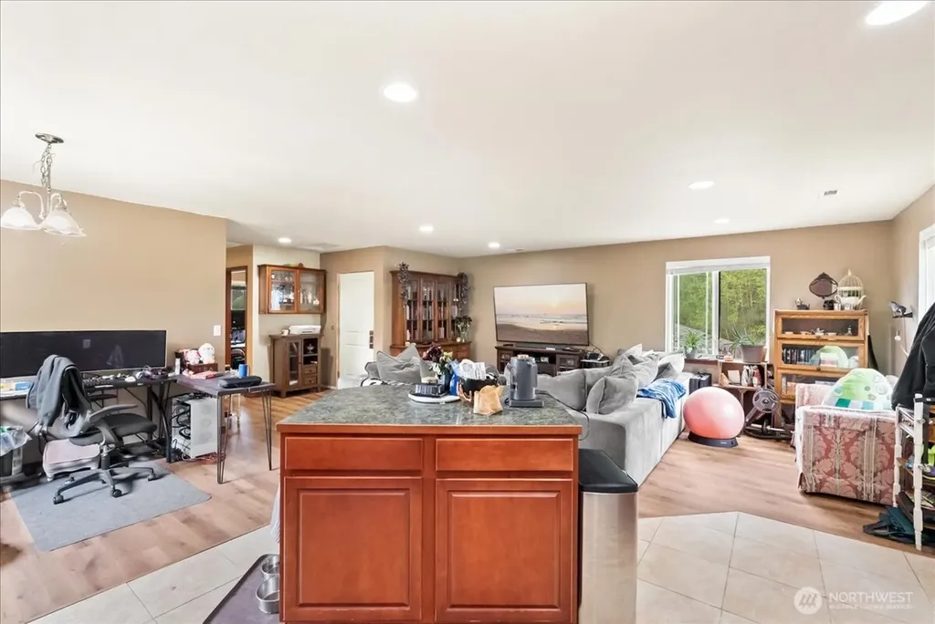 8178 Sandy Road NE Bremerton WA 98311