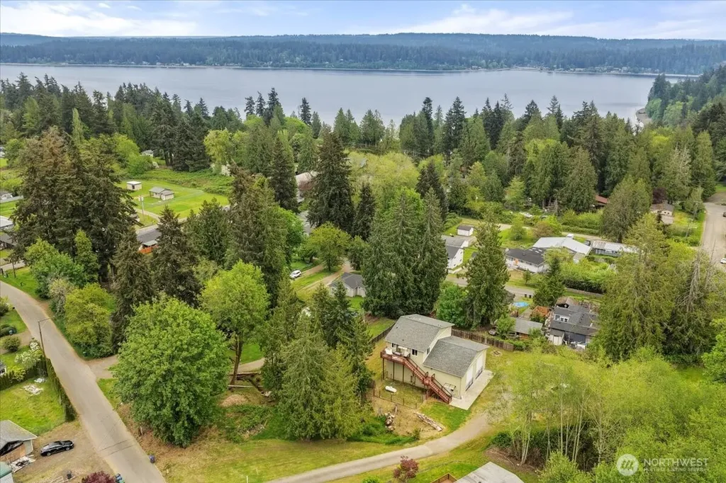 8178 Sandy Road NE Bremerton WA 98311