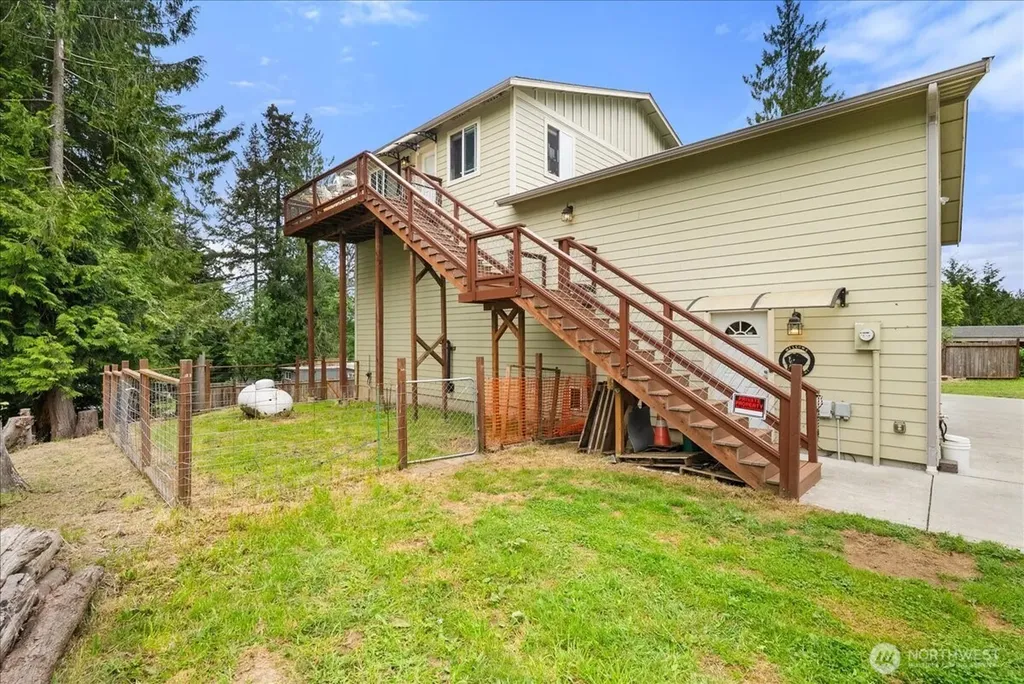 8178 Sandy Road NE Bremerton WA 98311