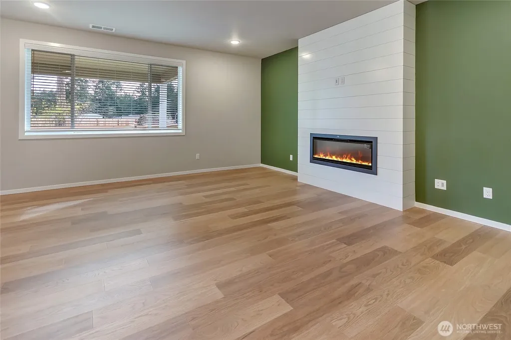 18208 37th Avenue Ct E Tacoma WA 98446
