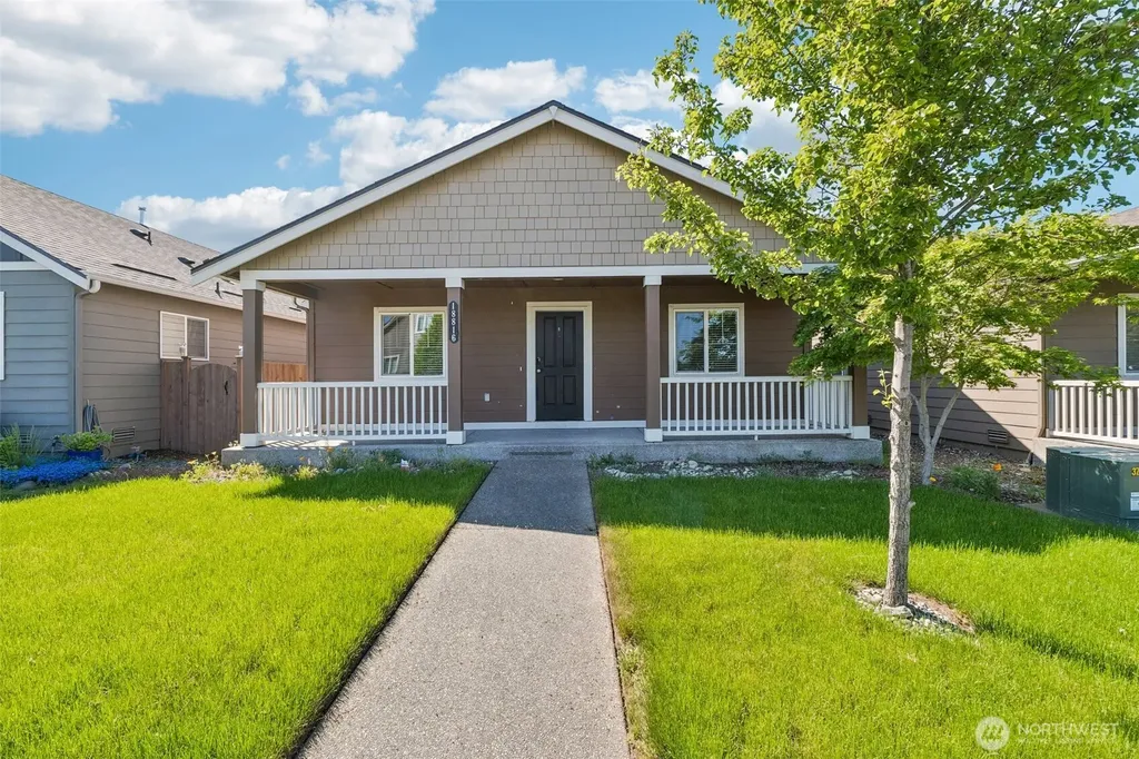 18816 105th Lane E Puyallup WA 98374