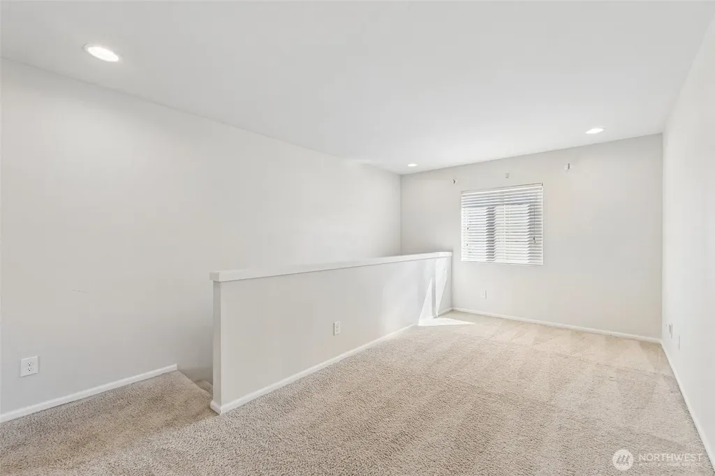 18816 105th Lane E Puyallup WA 98374