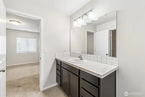18816 105th Lane E Puyallup WA 98374