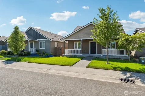 18816 105th Lane E Puyallup WA 98374