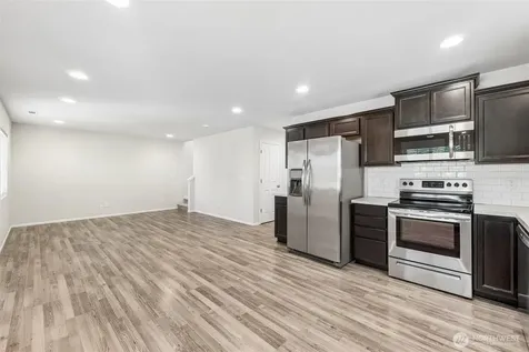 18816 105th Lane E Puyallup WA 98374