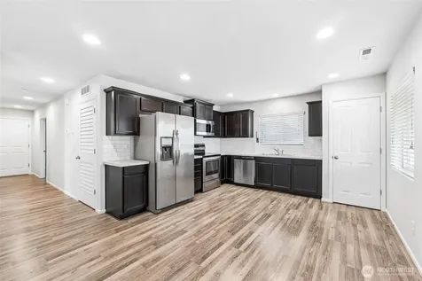 18816 105th Lane E Puyallup WA 98374