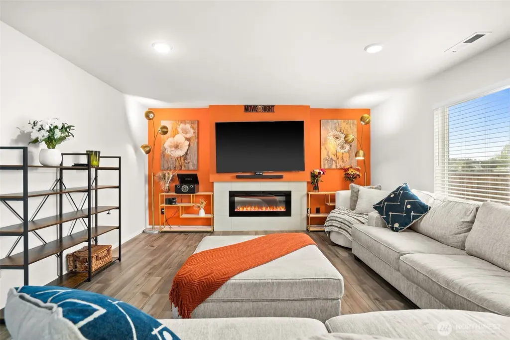 15153 Prescott Loop SE Yelm WA 98597