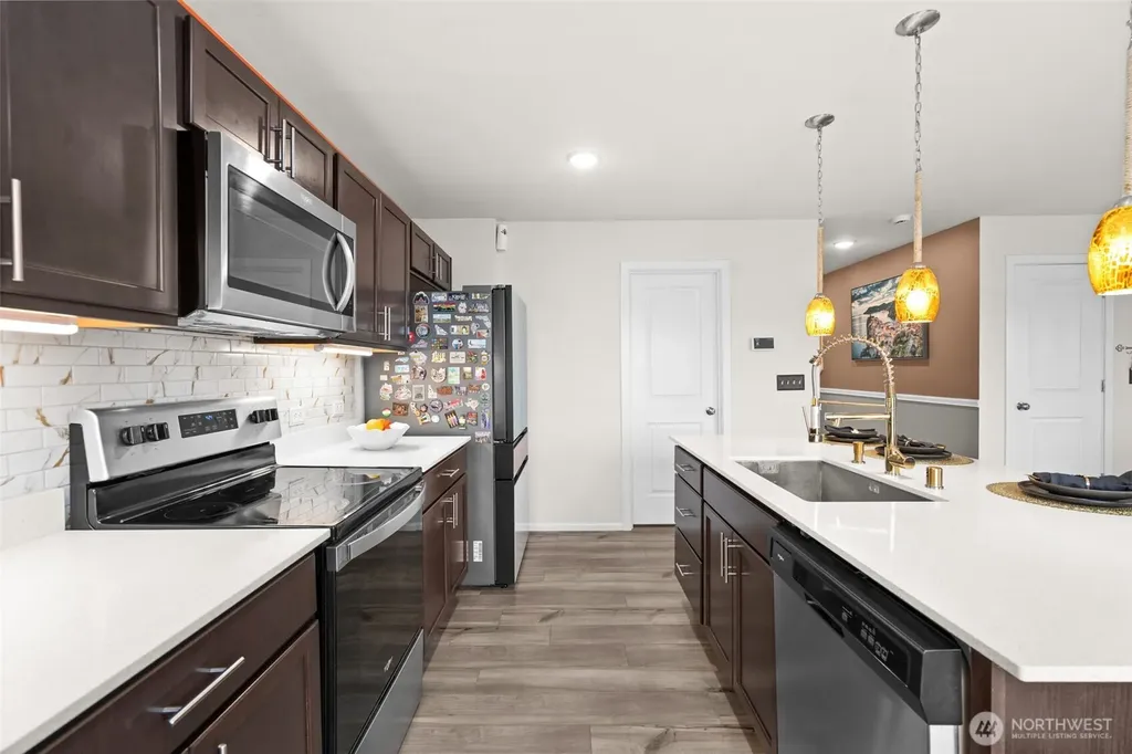 15153 Prescott Loop SE Yelm WA 98597