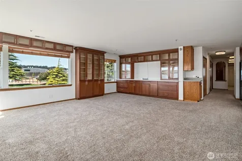 651 SE Bayshore Drive Oak Harbor WA 98277