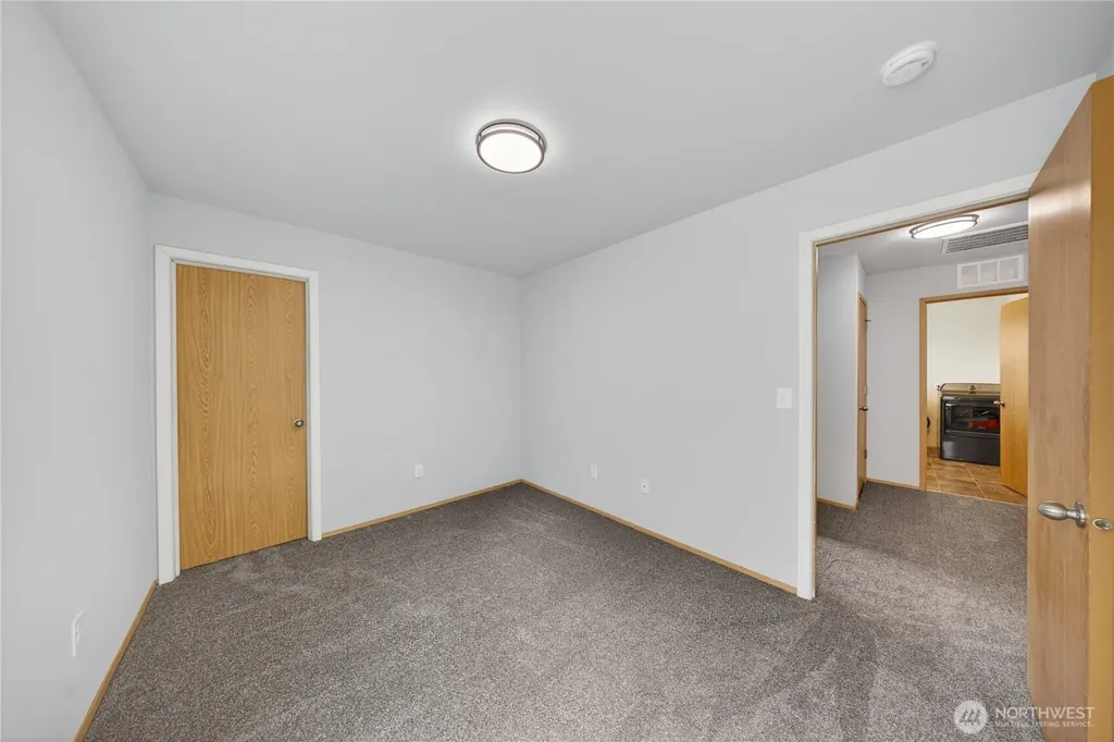 5670 Swift Creek Drive Mount Vernon WA 98273