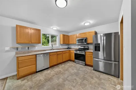 5670 Swift Creek Drive Mount Vernon WA 98273