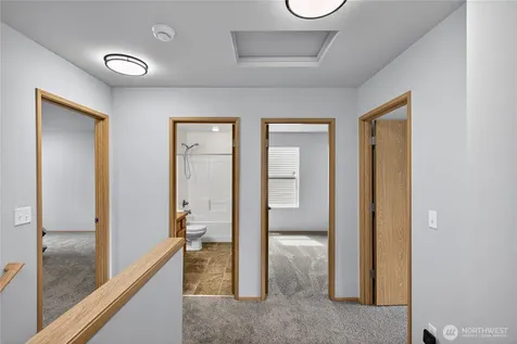 5670 Swift Creek Drive Mount Vernon WA 98273
