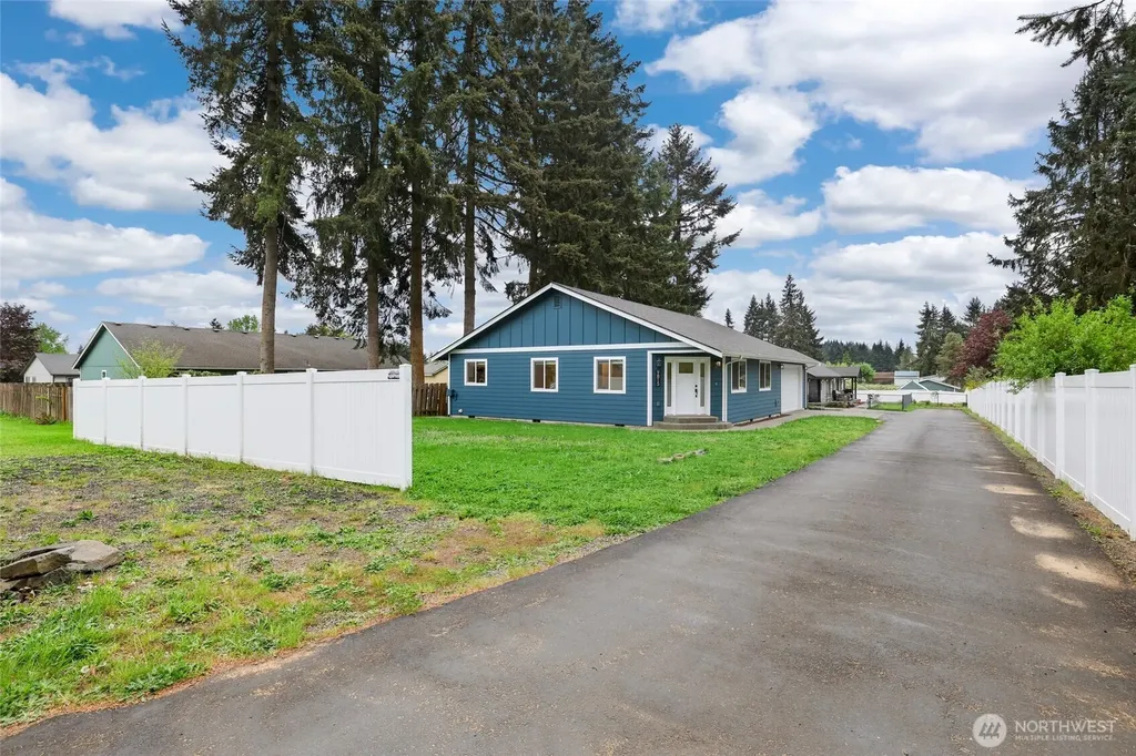9815 178th Way SW Rochester WA 98579