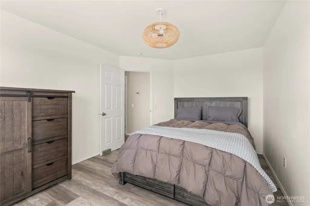 1593 E Ocean Shores Boulevard SW Ocean Shores WA 98569