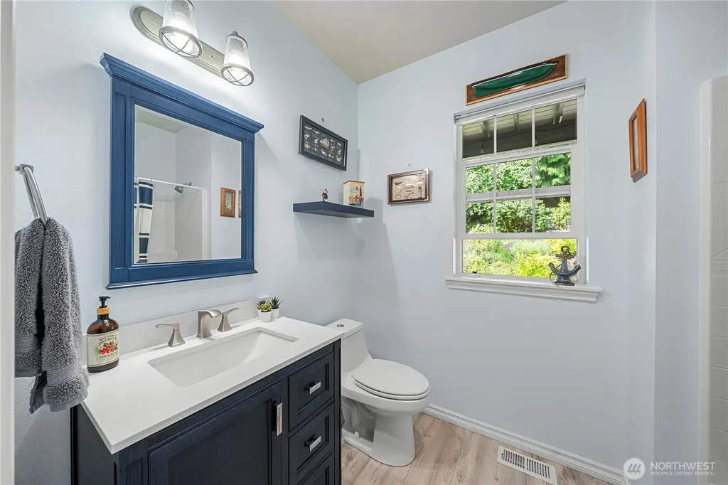 21712 SE 259th Street Maple Valley WA 98038
