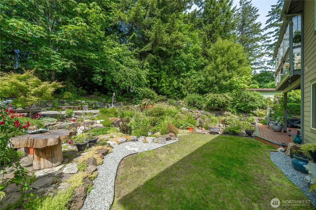 21712 SE 259th Street Maple Valley WA 98038