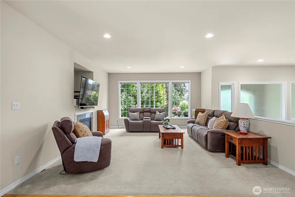 21712 SE 259th Street Maple Valley WA 98038