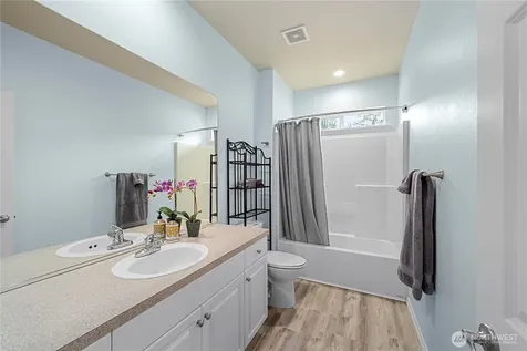 21712 SE 259th Street Maple Valley WA 98038