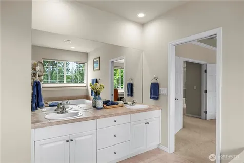 21712 SE 259th Street Maple Valley WA 98038