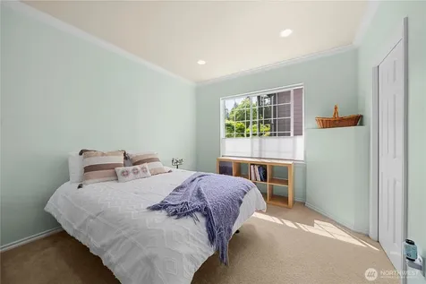 21712 SE 259th Street Maple Valley WA 98038
