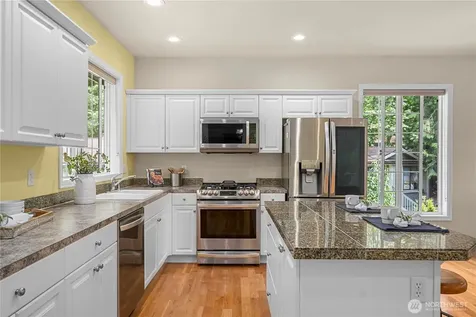 21712 SE 259th Street Maple Valley WA 98038