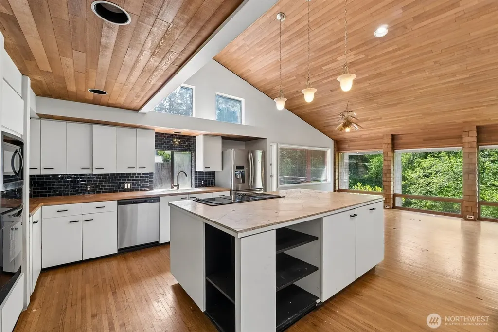 10702 Hill Terrace SW Terrace SW Lakewood WA 98498