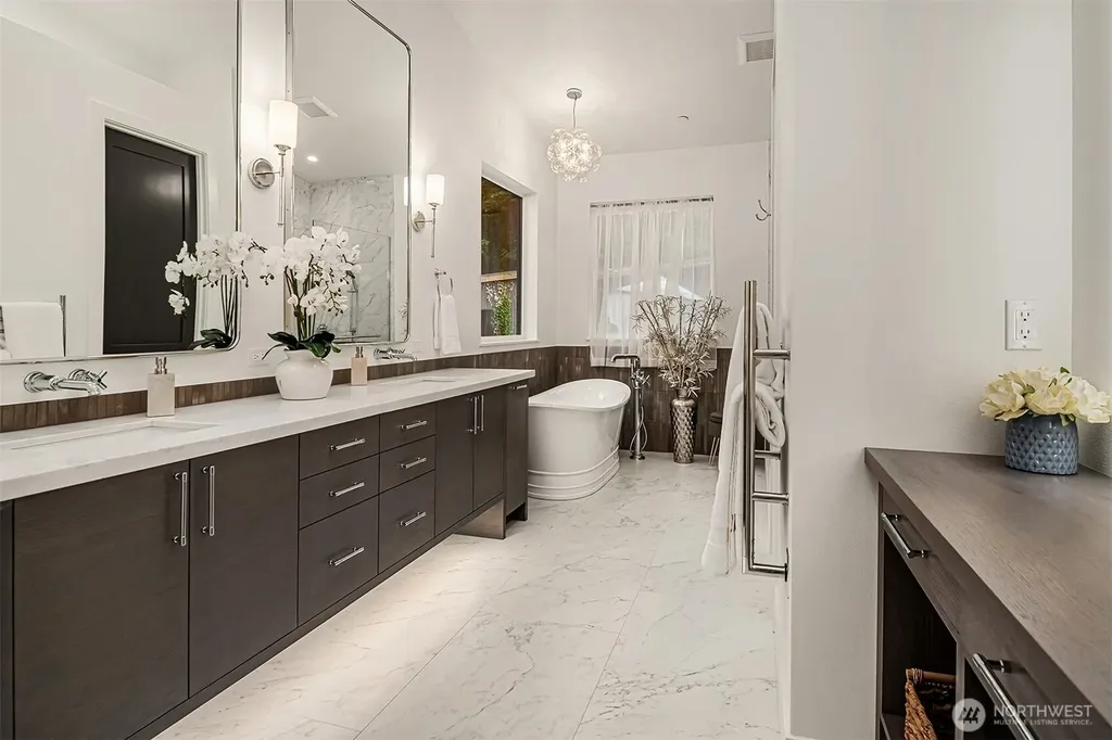 5222 Forest Avenue SE Mercer Island WA 98040