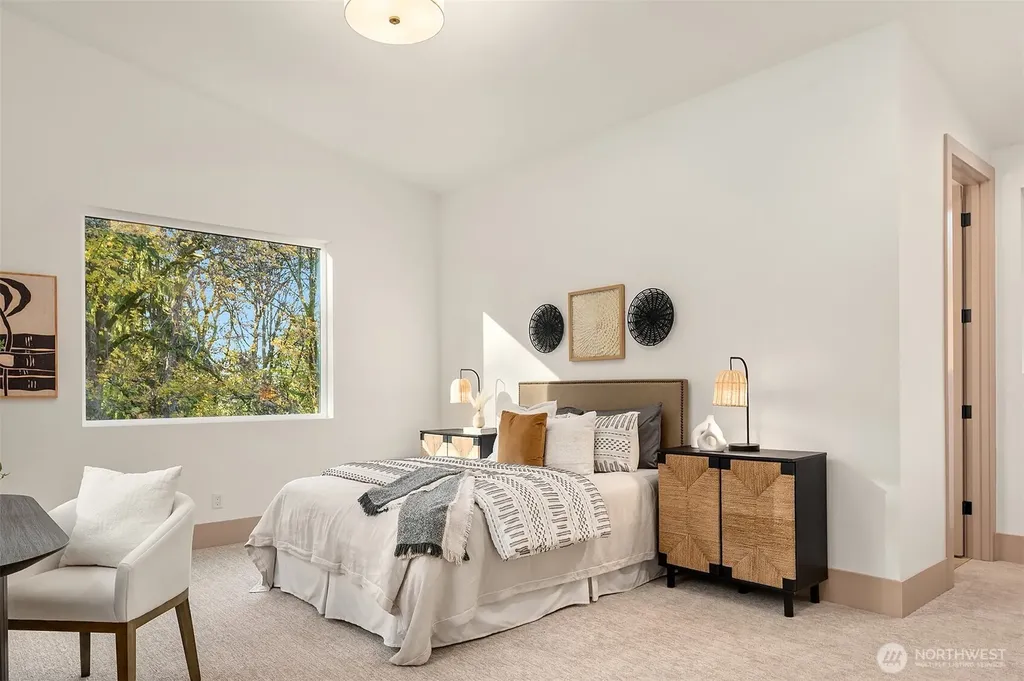 5222 Forest Avenue SE Mercer Island WA 98040