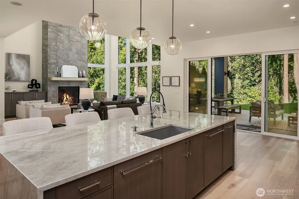 5222 Forest Avenue SE Mercer Island WA 98040