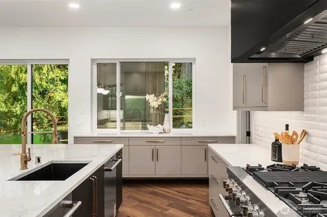 5222 Forest Avenue SE Mercer Island WA 98040