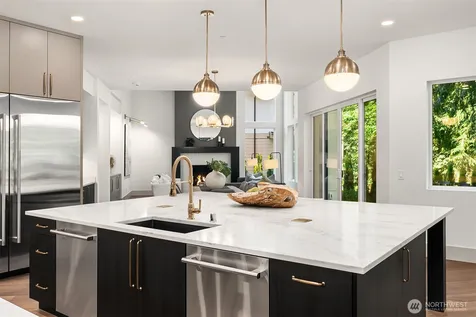 5222 Forest Avenue SE Mercer Island WA 98040